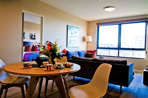 The Benefits of a Fully Furnished Apartment: Mascot Serviced Apartments
